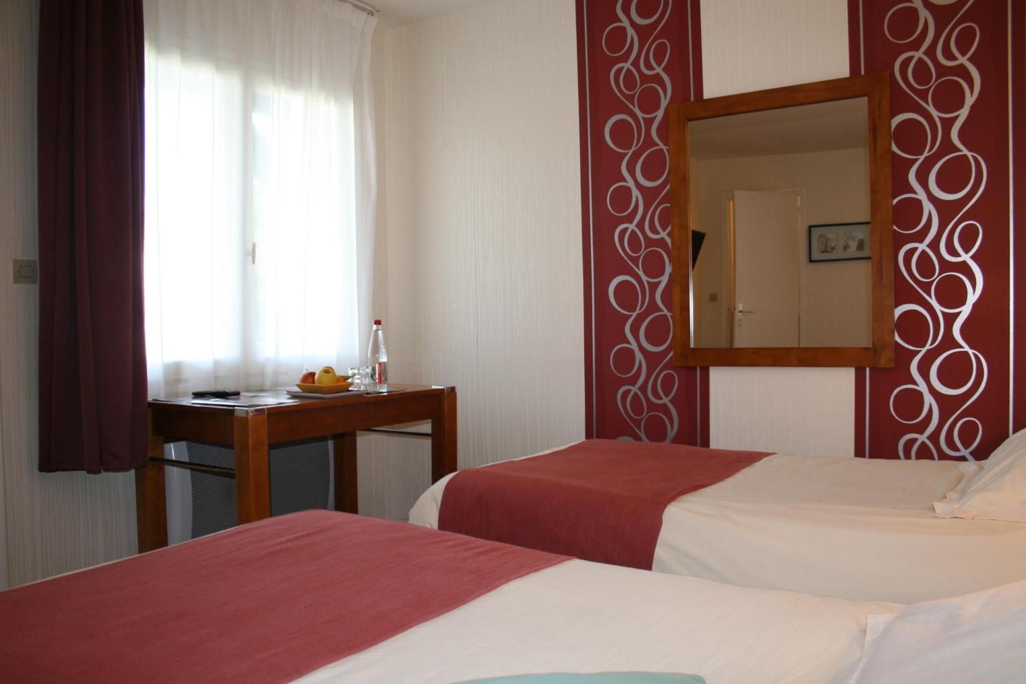 Hotel Capricorne Vendome Bilik gambar