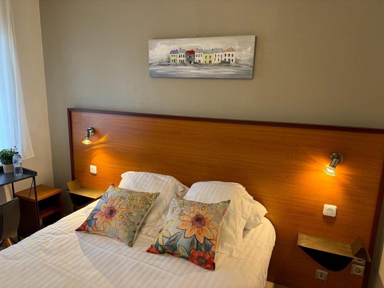 Hotel Capricorne Vendome Luaran gambar
